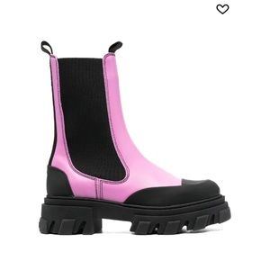Ganni pink lug sole boots size size 40 worn once